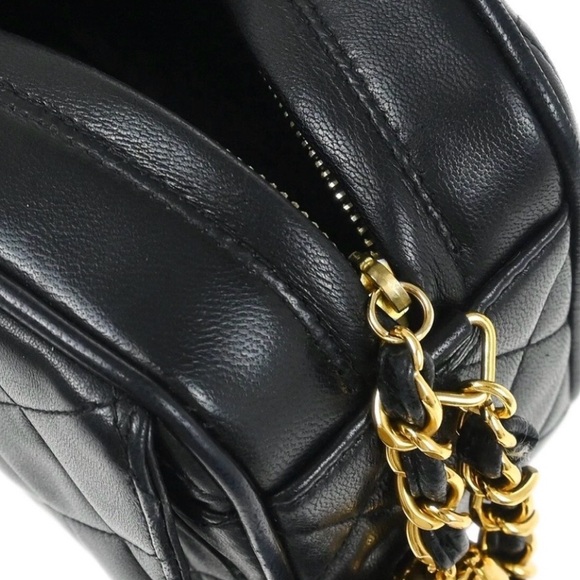 CHANEL QUILTED MINI CC TASSEL CAMERA BAG VINTAGE AUTHENTICATED - Picture 6 of 16